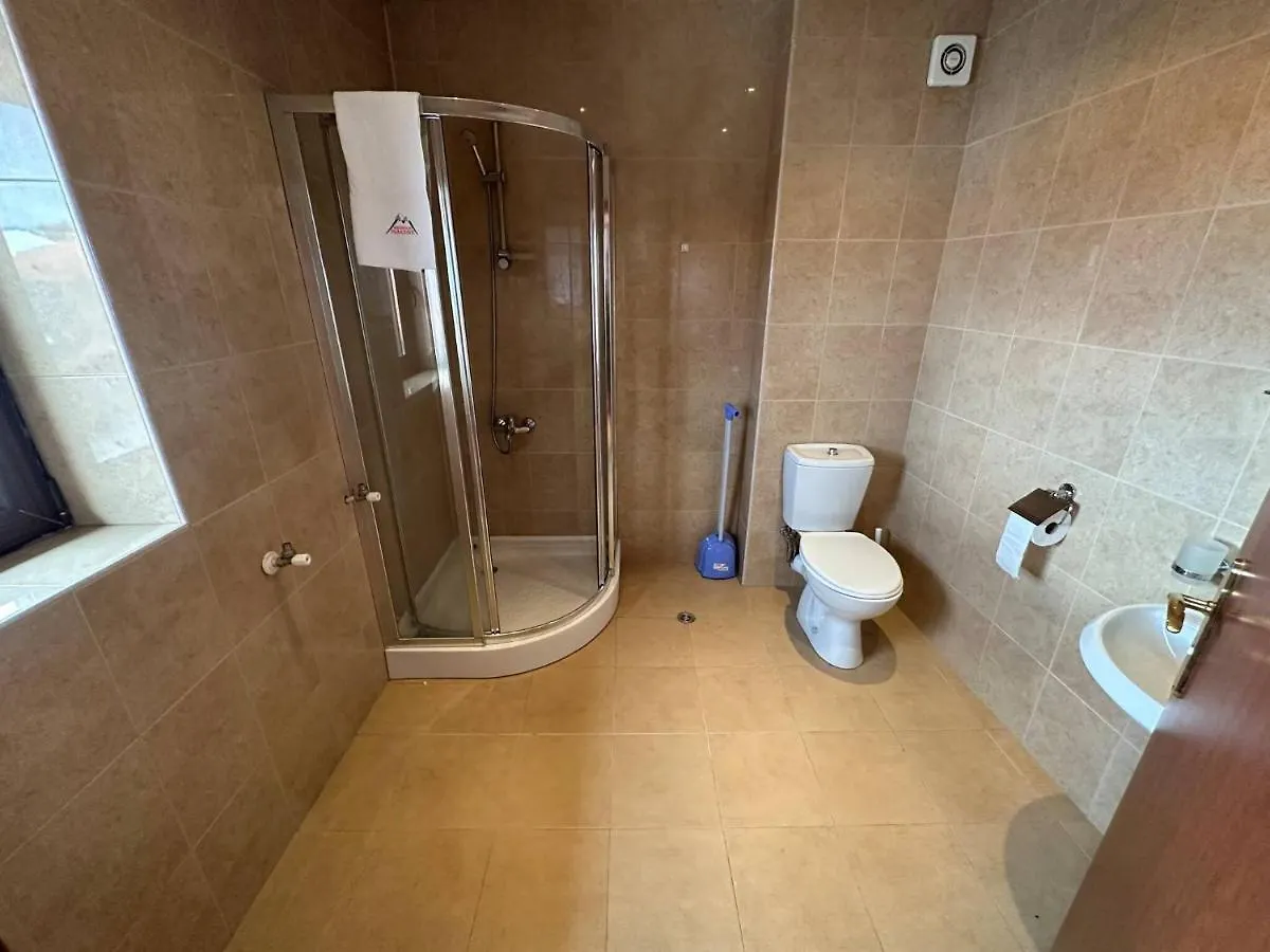반스코 Bright Mountain View Penthouse - 300Mbps Wi-Fi 아파트