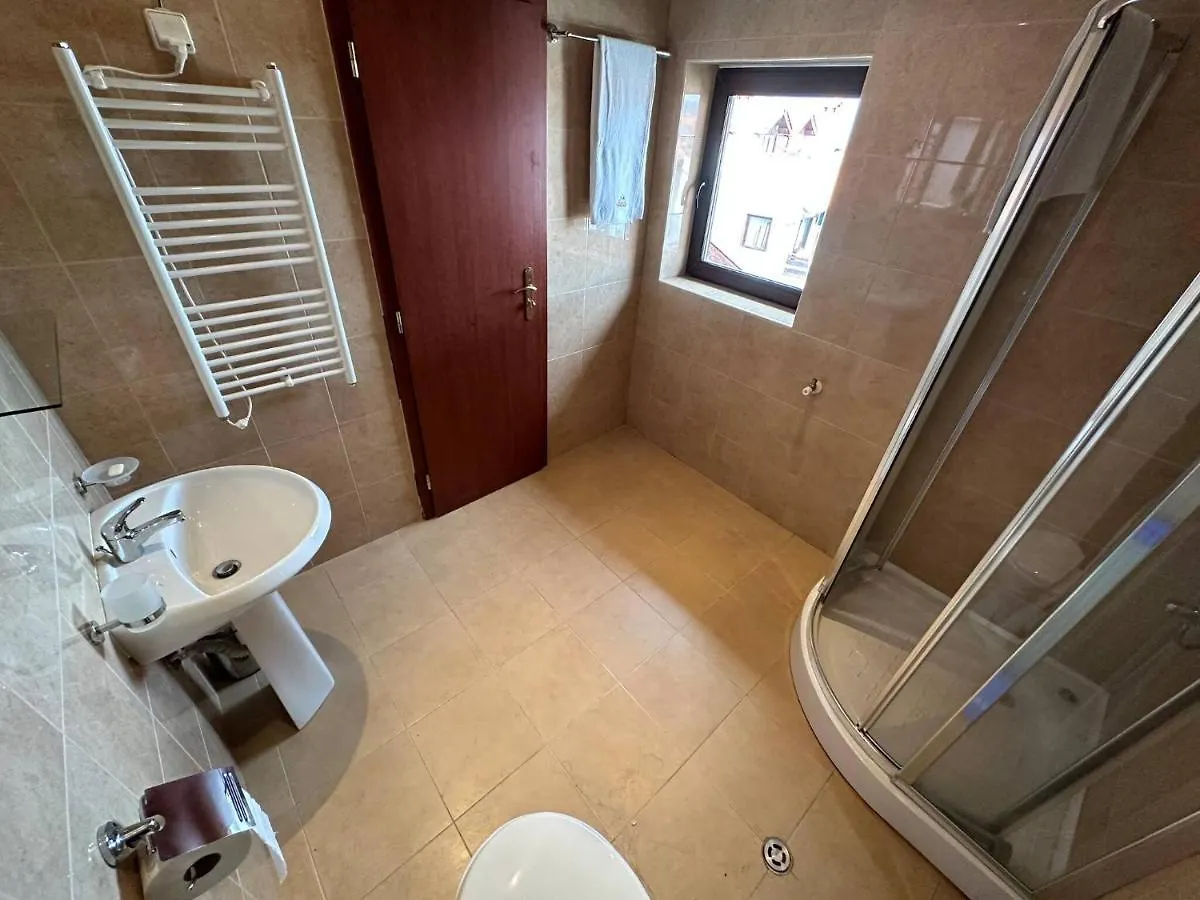 반스코 Bright Mountain View Penthouse - 300Mbps Wi-Fi 아파트 0*,  불가리아
