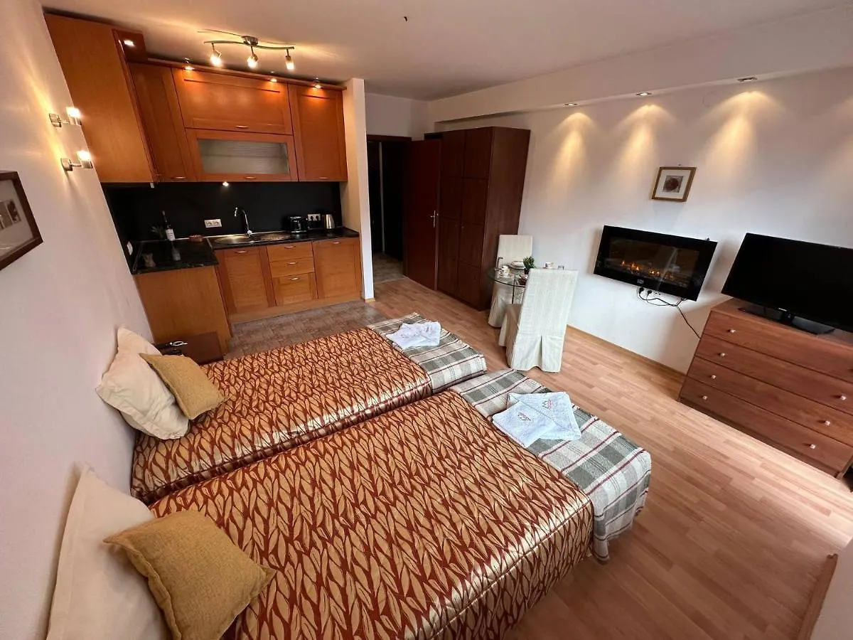 반스코 Bright Mountain View Penthouse - 300Mbps Wi-Fi 아파트