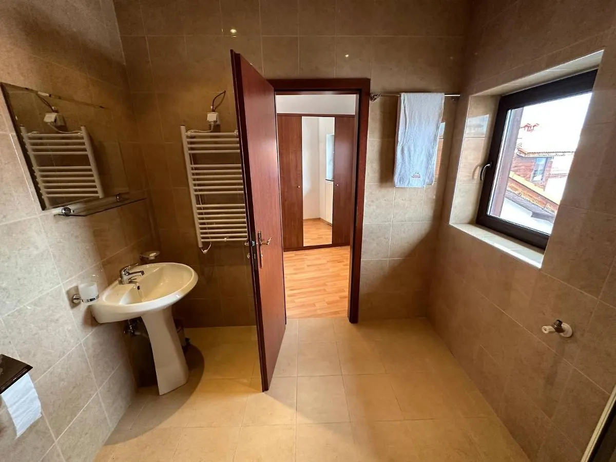 반스코 Bright Mountain View Penthouse - 300Mbps Wi-Fi 아파트 불가리아
