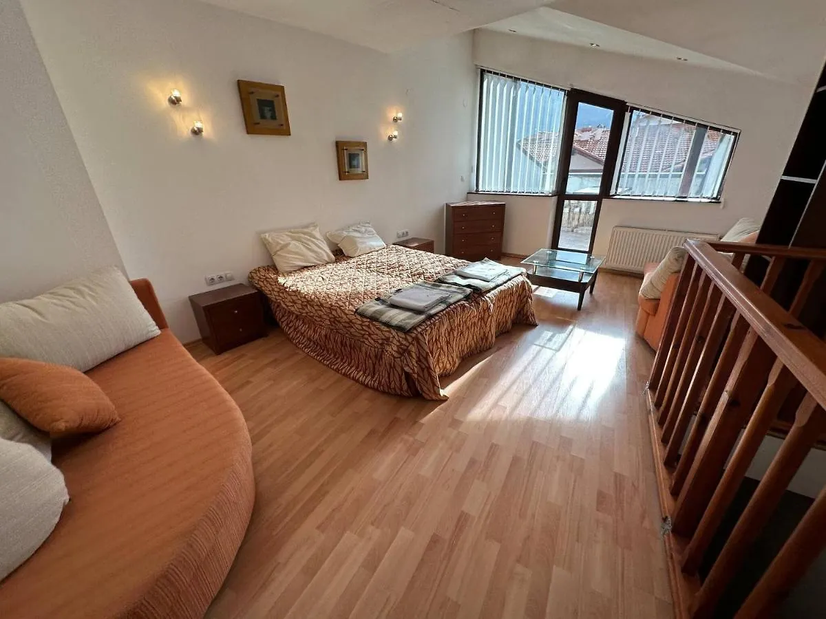 반스코 Bright Mountain View Penthouse - 300Mbps Wi-Fi 아파트