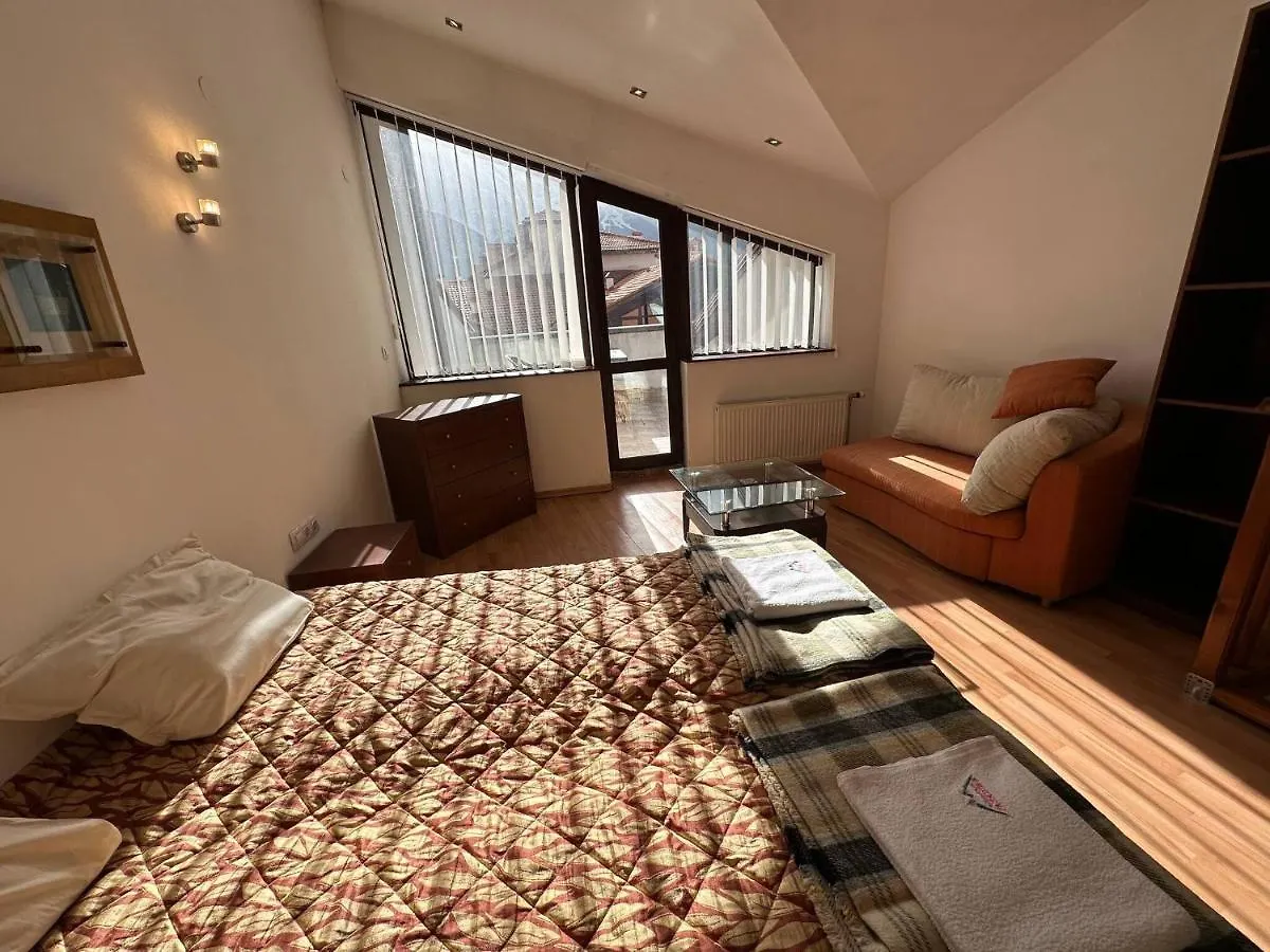 반스코 Bright Mountain View Penthouse - 300Mbps Wi-Fi 아파트