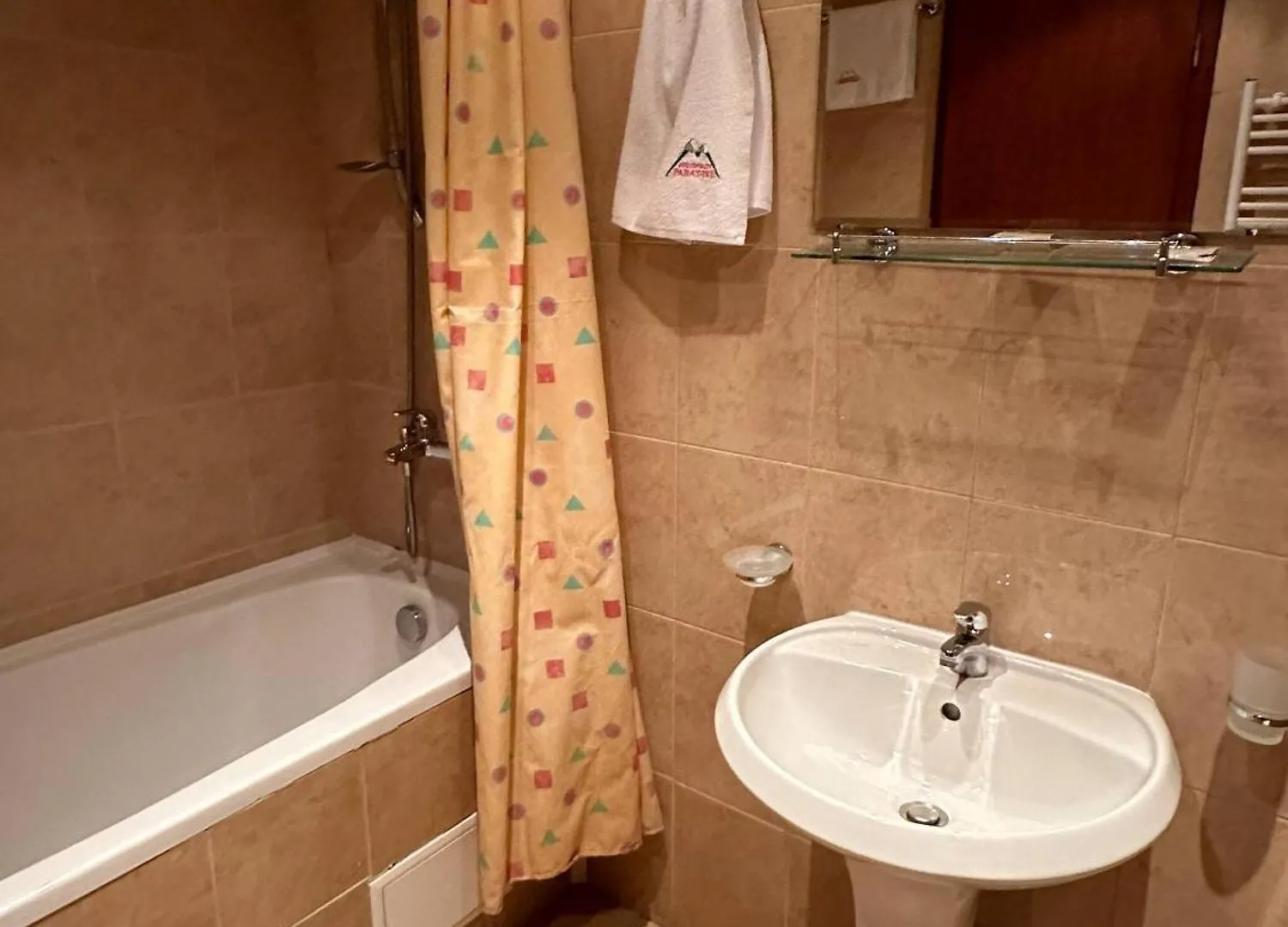 반스코 Bright Mountain View Penthouse - 300Mbps Wi-Fi 아파트
