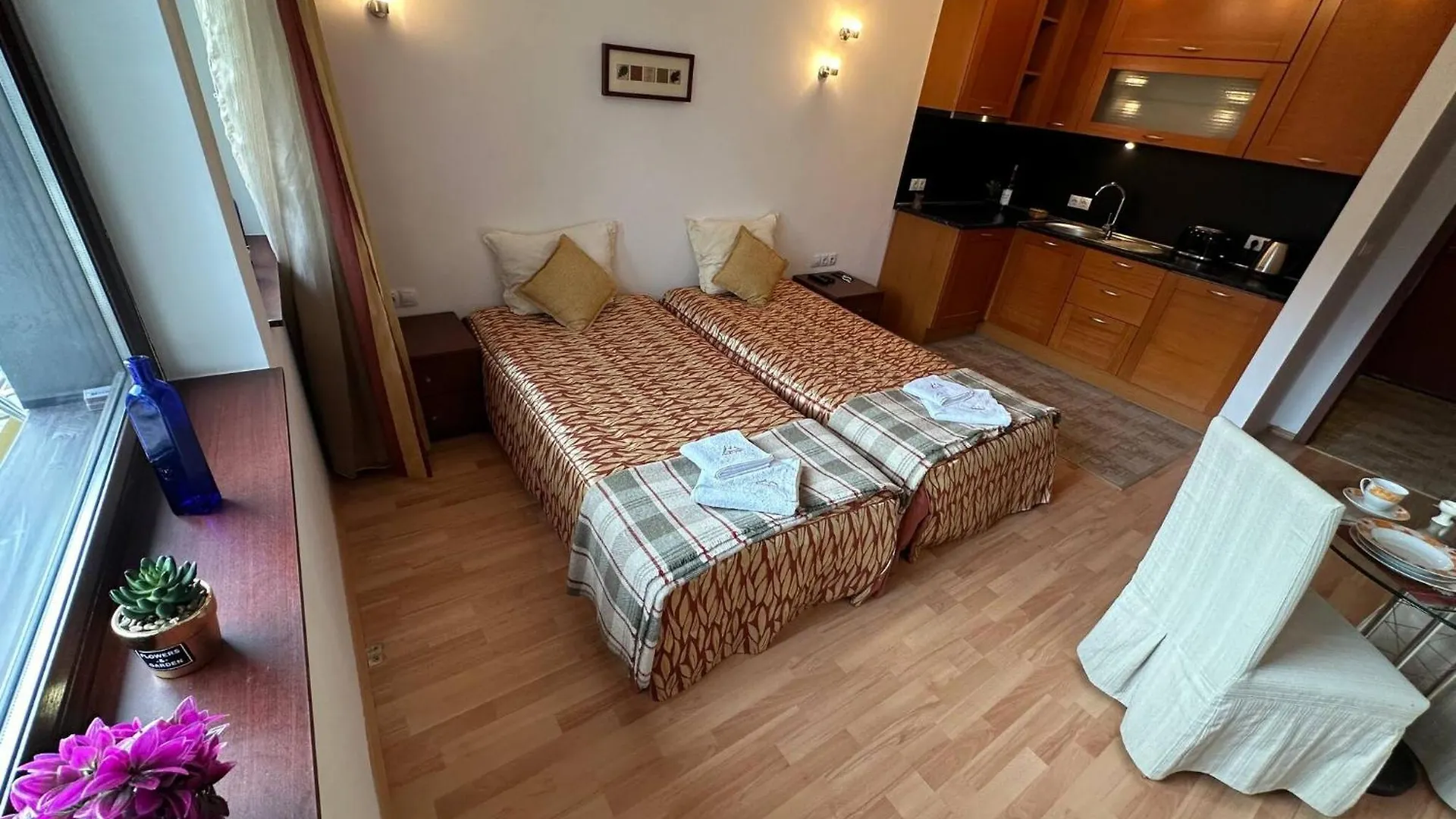 반스코 Bright Mountain View Penthouse - 300Mbps Wi-Fi 아파트 불가리아
