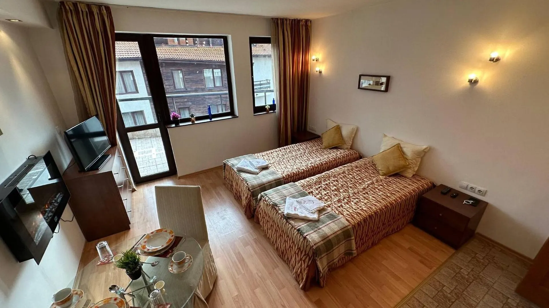 반스코 Bright Mountain View Penthouse - 300Mbps Wi-Fi 아파트 불가리아